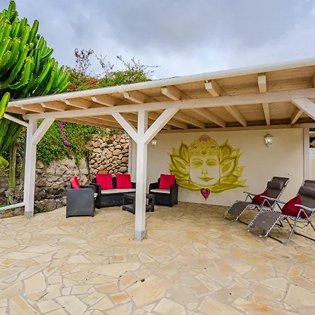 Aurora - Sea View Holiday home *