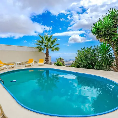 Aurora - Sea View Holiday home *