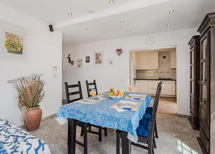 Aurora - Sea View Tatil Evi *